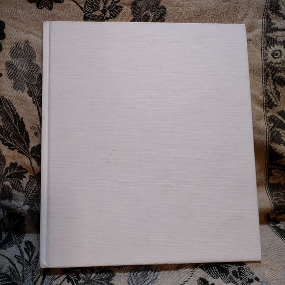 📚 Marilyn Monroe (A Life in Pictures) - Picture 2 of 16